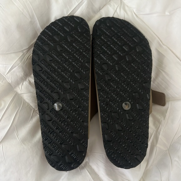 Project Cloud Taupe Venita Footbed Sandals 9 NWOB - Picture 3 of 3